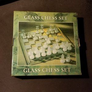 Vintage Glass Chess Set 32 Pieces Frosted and Clear w Glass Board and Box